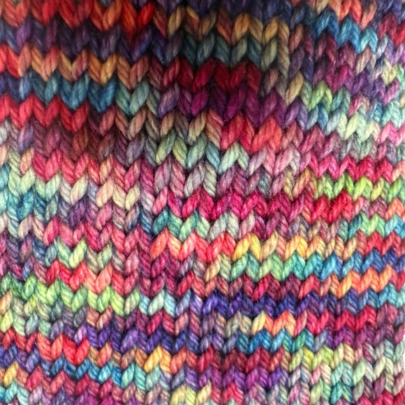 OOAK Ear Warmer - twisted knot - Anniversario colorway - B colorway - Picture 3 of 3